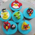 Angry Birds Fondant Cupcakes class at Cake[...]