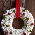 How To Make a Marshmallow Wreath + Video