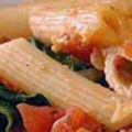 Baked Penne with Spinach and Tomatoes (Ziti al[...]