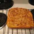 Focaccia With Caramelized Onions, Pear and Blue[...]