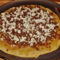 Caramelized Onion Sausage and Goat Cheese Pizza[...]