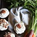 Carrot Cake with Honey Cream Cheese Frosting +[...]