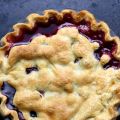 Gluten-free Peach and Blueberry Pie