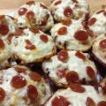 Pepperoni Pizza Muffins