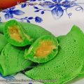 Soft Durian Puffs ( Karipap Apam Durian )