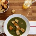 Spinach Soup with Garlic Thyme Croutons