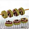 Baked Mini Matcha Donuts 香烤迷你抹茶甜甜圈