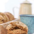 White chocolate cashew nut cookies