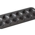 Williams-Sonoma Heart Madeleine Pan