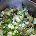 Brussels Sprouts With Candied Walnuts and Green[...]
