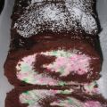 Chocolate Cake Roll with Kahlua Chocolate Glaze[...]