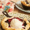 Mini Skillet Mixed Berry Pies