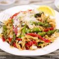 Roasted Asparagus and Red Bell Pepper Pasta[...]