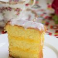 Lemon cream sandwich cake: Tangy cream + sweet[...]
