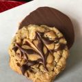 Hershey’s Gold Peanut Butter Oatmeal Cookies