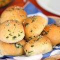 Soft Garlic Parmesan Dinner Rolls