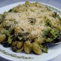 Gnocchi With Asparagus & Olives in a Creamy[...]