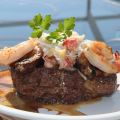 Filet Mignon Topped With Shrimp, Crab with a[...]