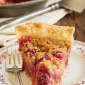 Cranberry Pear Crumb Pie