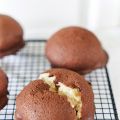 Chocolate cookie buns