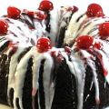 Dazzling, Skinny Chocolate Cherry Bundt Cake[...]