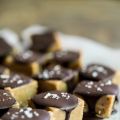 Salted Almond Butter Freezer Fudge + Everyday[...]