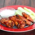 Baked Buffalo Wings with Blue Cheese Dipping[...]