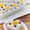 Sweet Sticky Rice with Coconut Milk Topping:[...]
