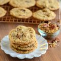 Cinnamon Raisin Granola Cookies