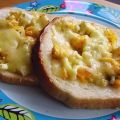 Scrambled Eggs With Cheddar on Toast