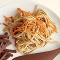 Noodles with Carrot and Onion