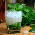 How to Make a Mint Julep
