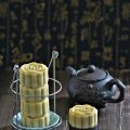 Taiwanese Style Lotus Mooncakes 台式莲蓉月饼 ~ 2015
